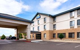 Days Inn Suites Denver International Airport